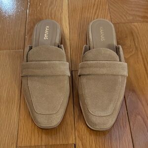 Kaanas Suede Loafer Mules Size 9